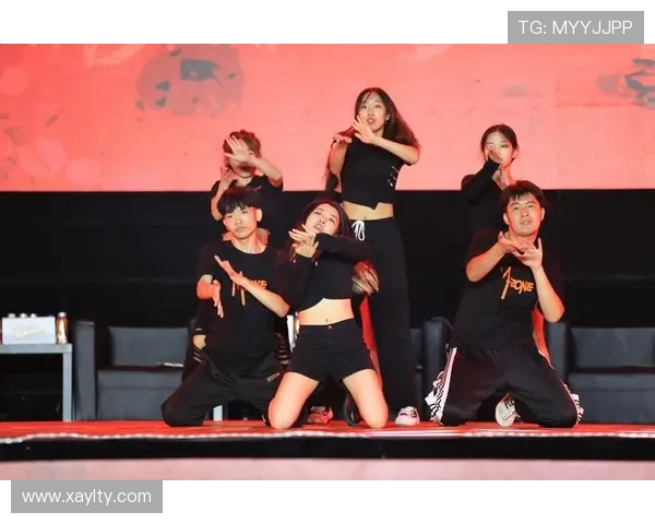 赛后复盘：武汉街舞队与南京街舞队个人能力对比分析与精彩瞬间回顾