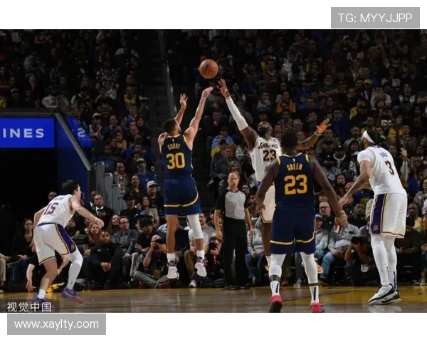 2021年湖人与骑士的精彩对决回顾与赛季影响分析